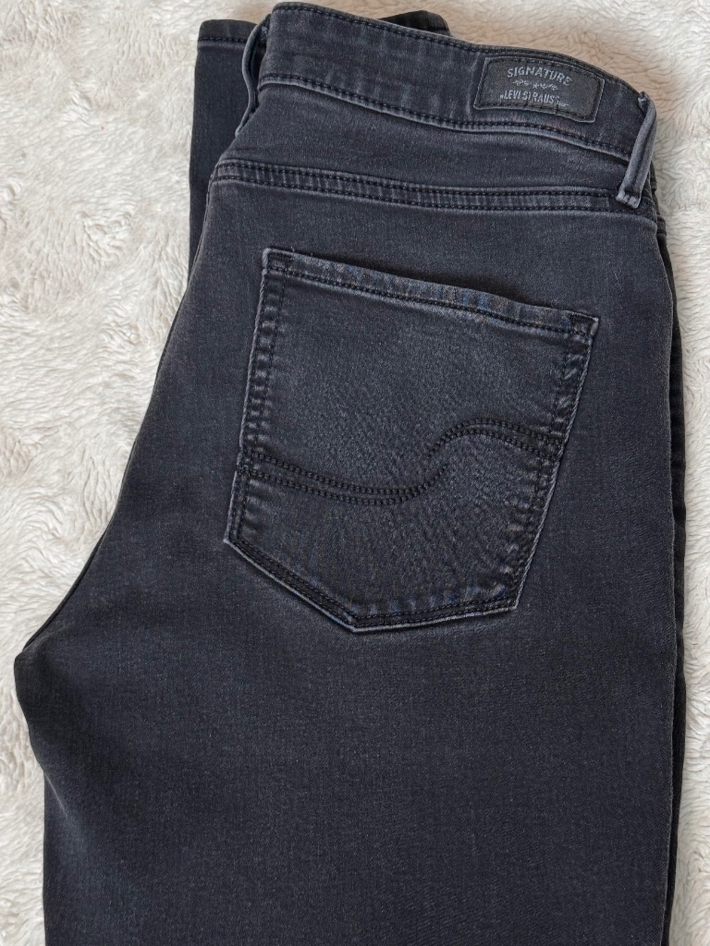 Levi Strauss Signature Modern Skinny Jeans Women’s Gray Wash Size 14 Stretch Den